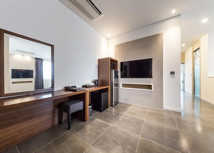 Cs Premier Hotel