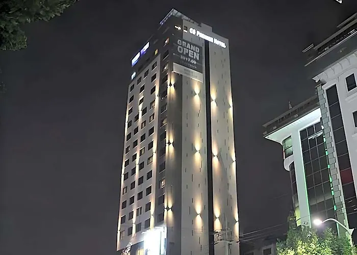 호텔 Cs Premier 3*